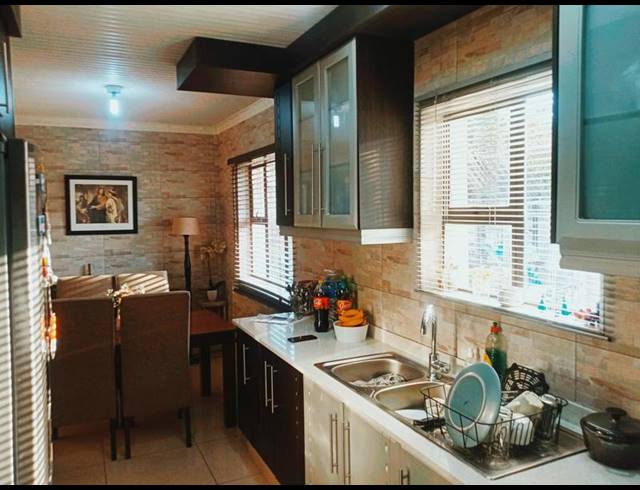 3 BEDROOM HOUSE FOR SALE IN HILLARY